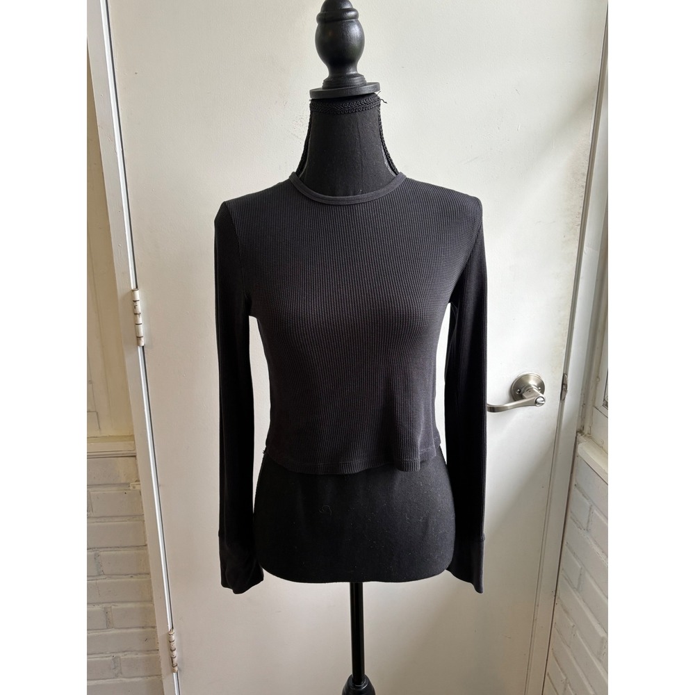 nuuds Waffle Knit Cropped Long Sleeve Crew Neck Top Medium minimalist layered